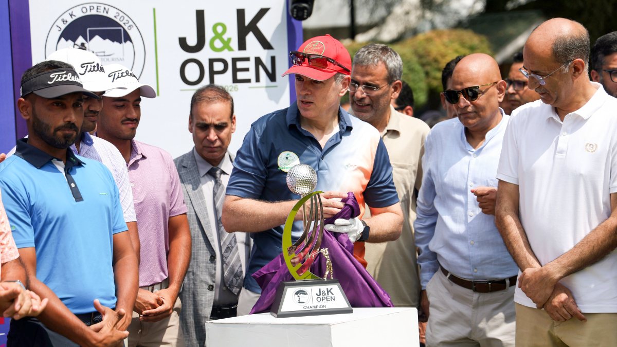Omar Abdullah unveils trophy at J&K Open 2026 in Srinagar