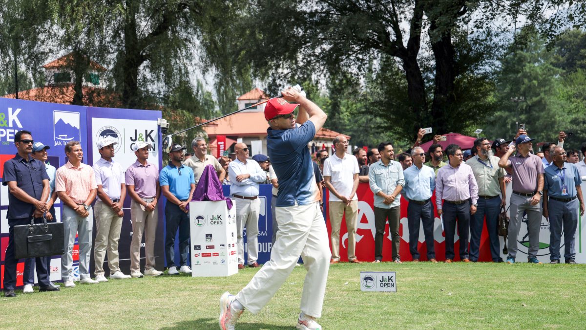 Omar Abdullah tees off at J&K Open golf tournament in Srinagar