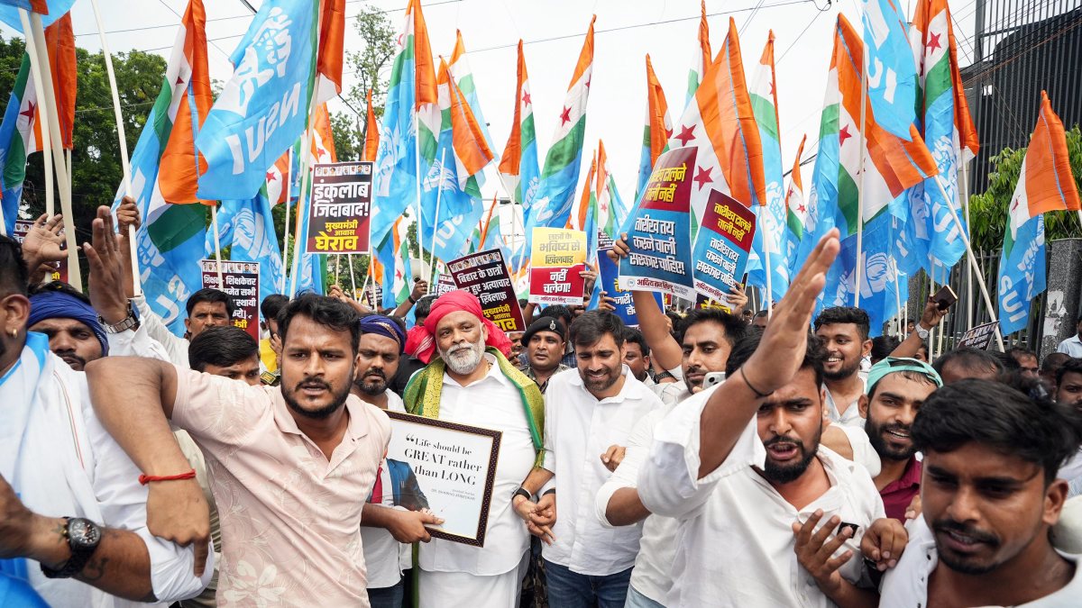 NSUI gherao march in Patna over paper leaks, jobs