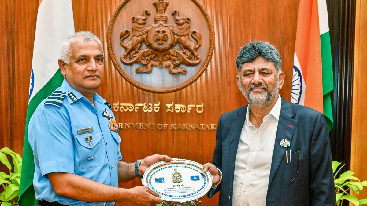 IAF training chief meets Karnataka CM in Bengaluru