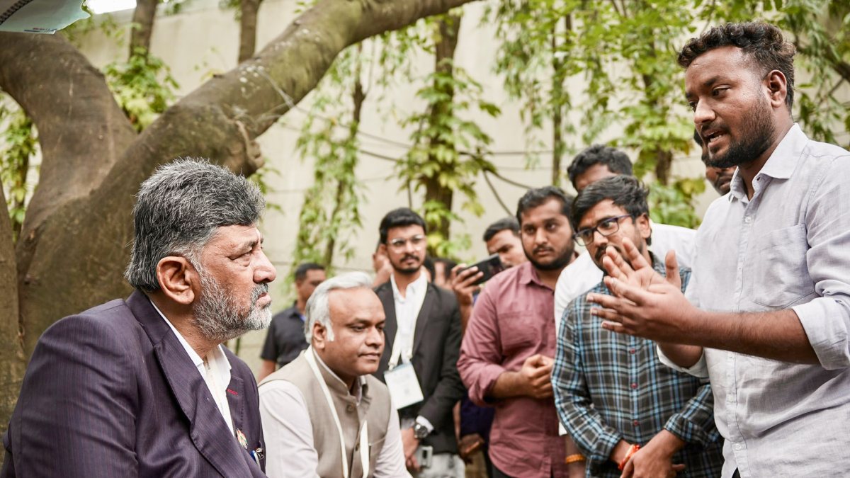 Karnataka CM meets GKVK students over future concerns