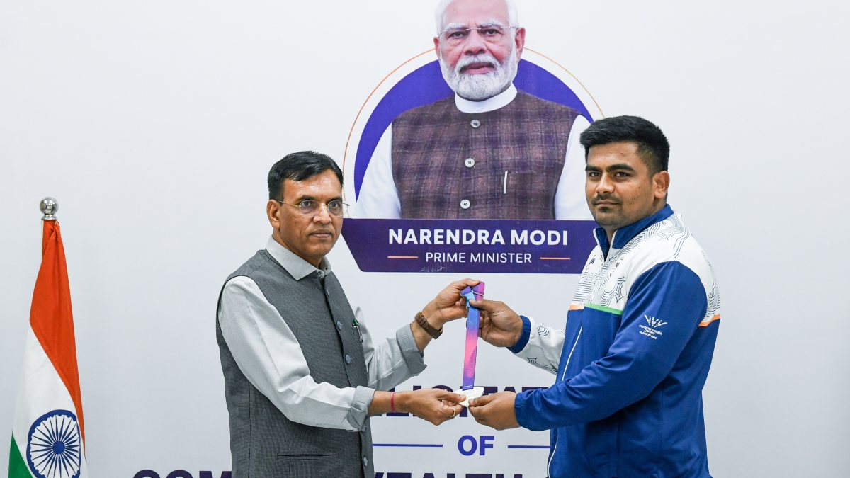 Minister Mandaviya felicitates CWG silver medallist Shubham Juyal