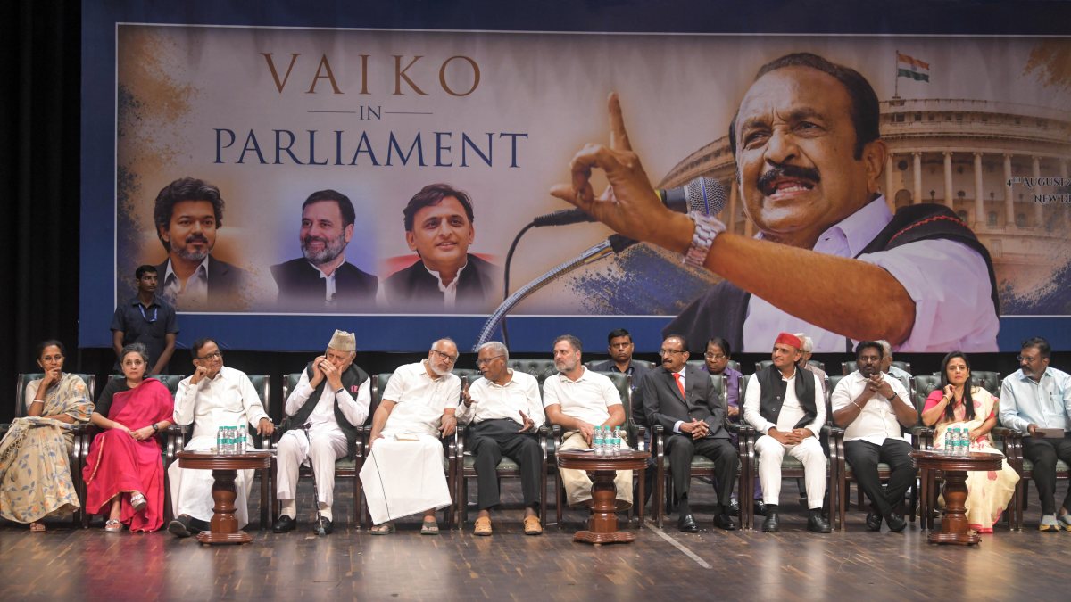Rahul Gandhi joins opposition leaders at Vaiko book launch
