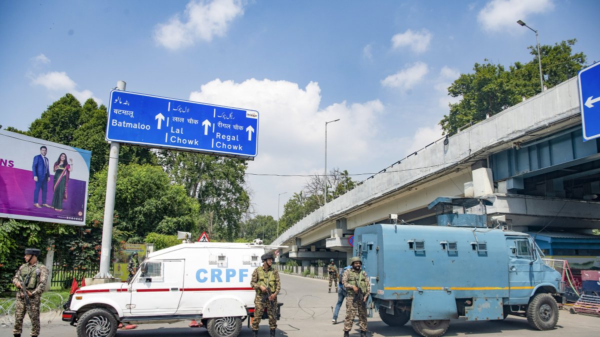 Security tightened in Srinagar on Article 370 anniversary