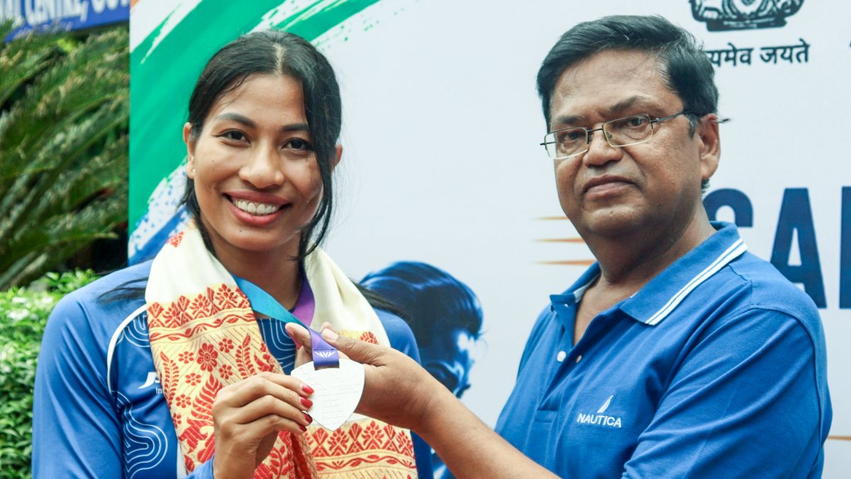 Lovlina Borgohain felicitated by SAI Guwahati after CWG silver