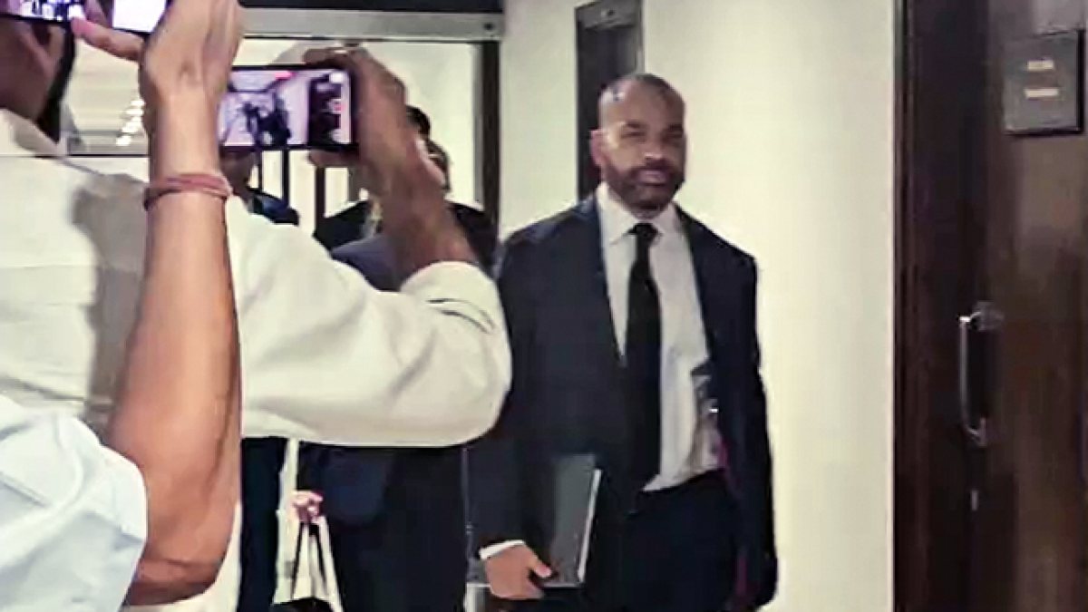 Meta officials meet minister over PM Modi video removal
