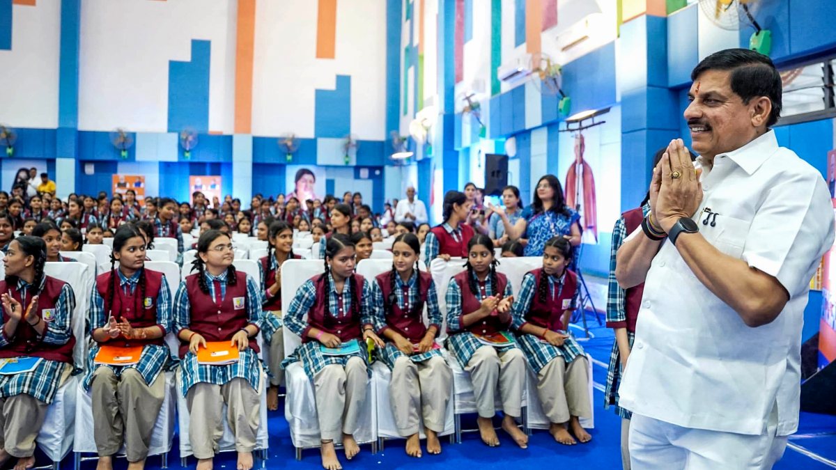MP CM Yadav interacts with students at Bhopal school event