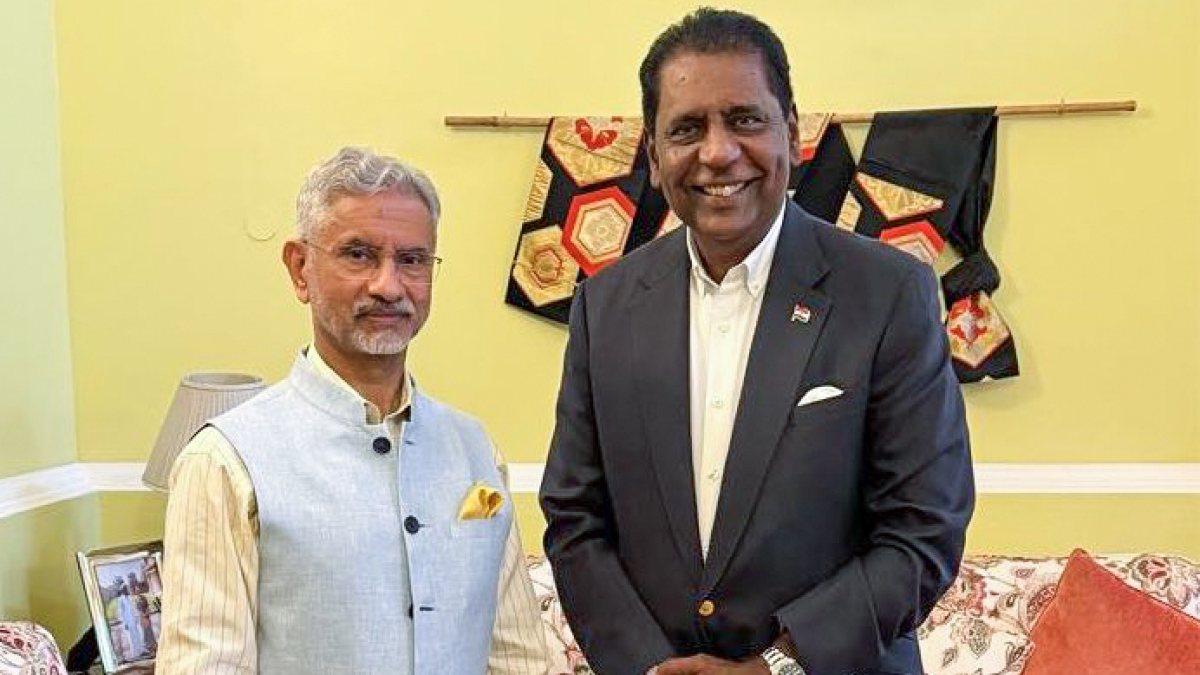 Jaishankar congratulates Vijay Amritraj on Padma Bhushan