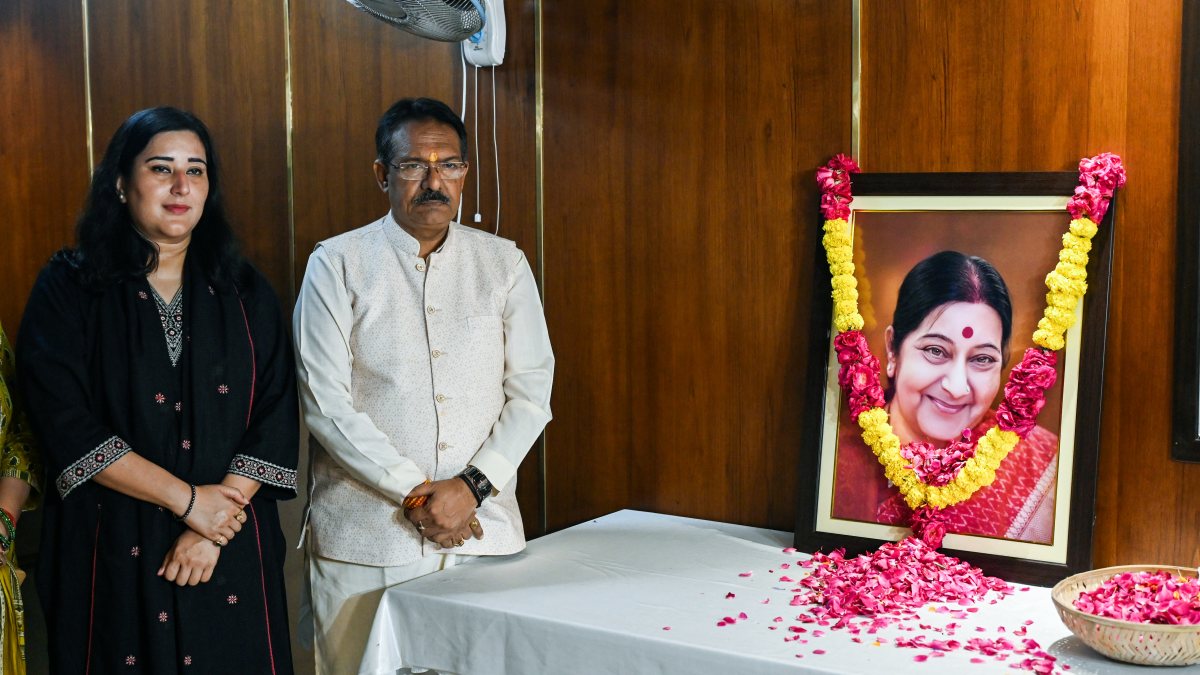BJP leaders pay tribute to Sushma Swaraj on death anniversary