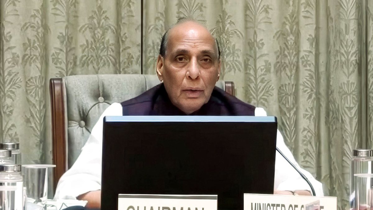 Rajnath Singh chairs defence consultative committee meet