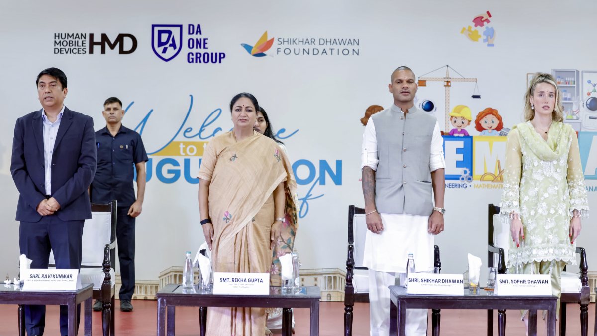 Delhi CM inaugurates STEM lab with Shikhar Dhawan
