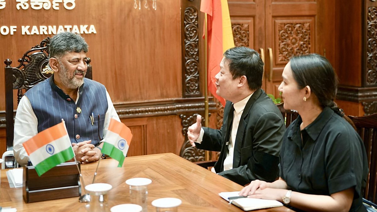 Karnataka CM hosts Thai Consul-General at Vidhana Soudha