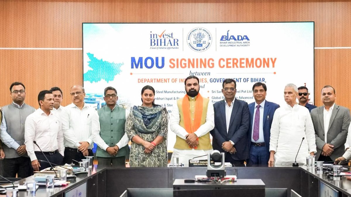 Bihar CM signs MoUs with major industrial groups in Patna
