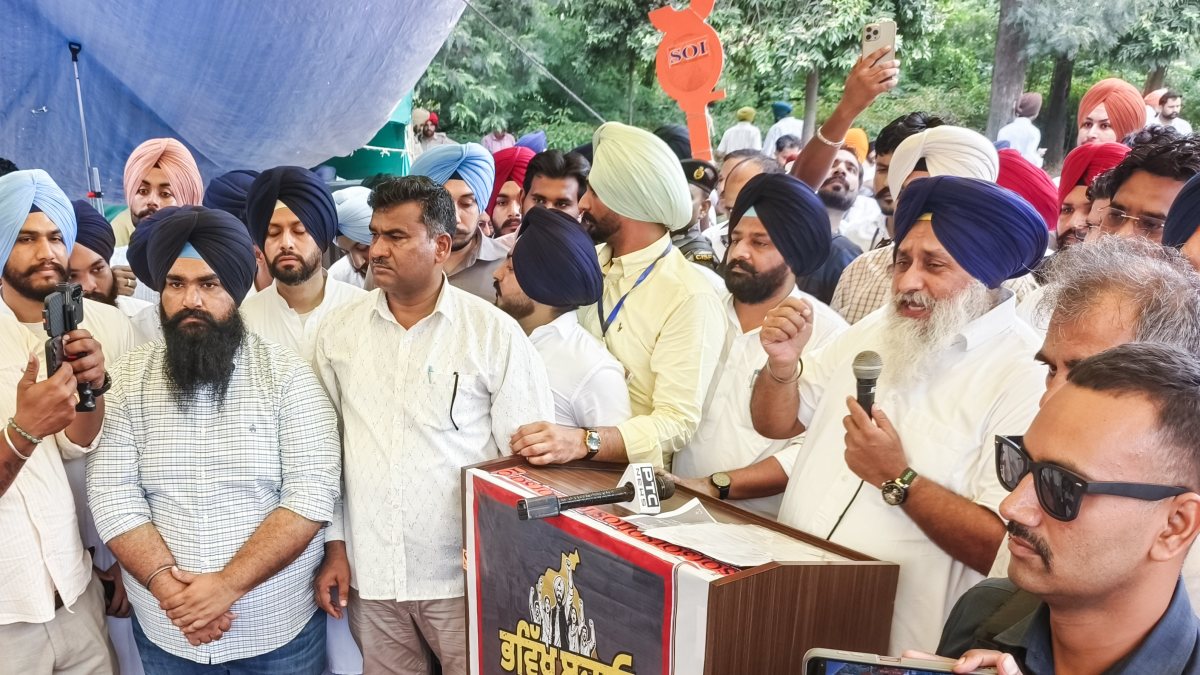 SAD chief Badal leads protest against paper leaks in Patiala