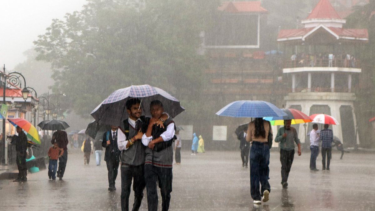Heavy monsoon rains lash Shimla, residents brave downpour