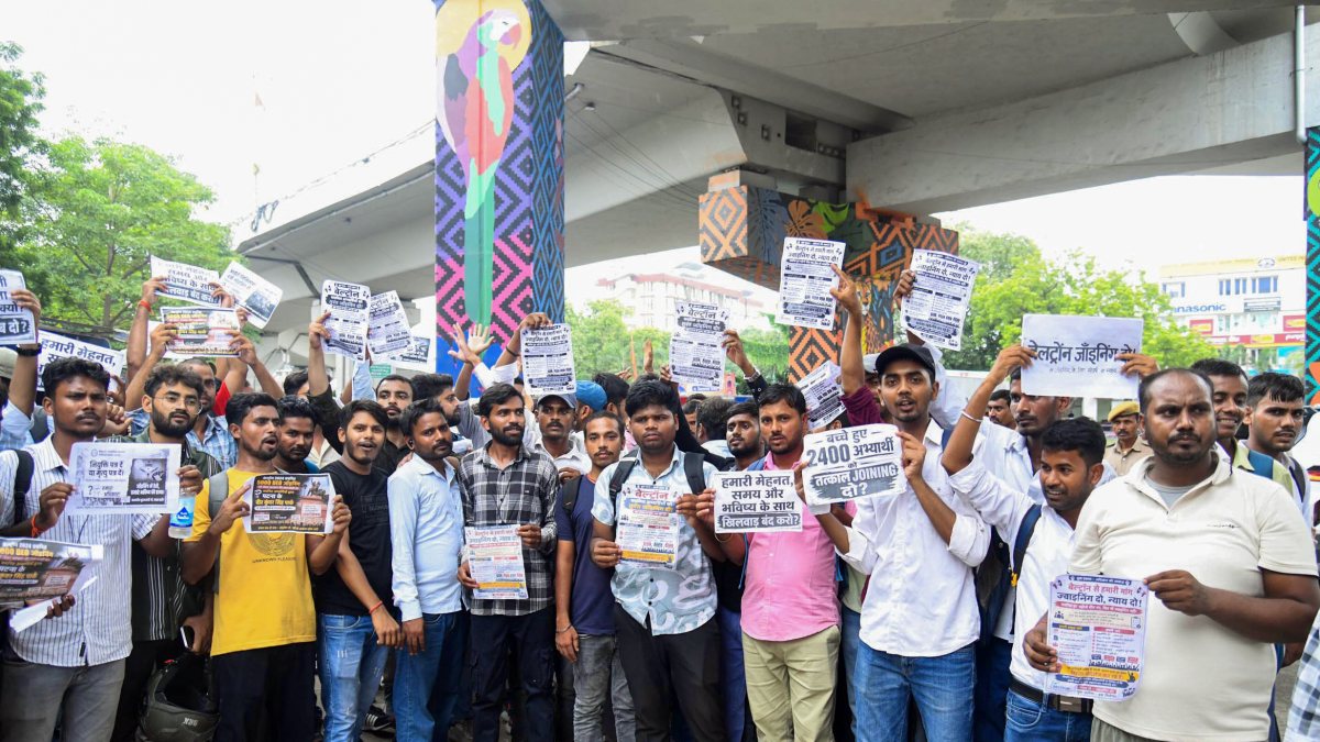 BELTRON aspirants protest in Patna for early appointment