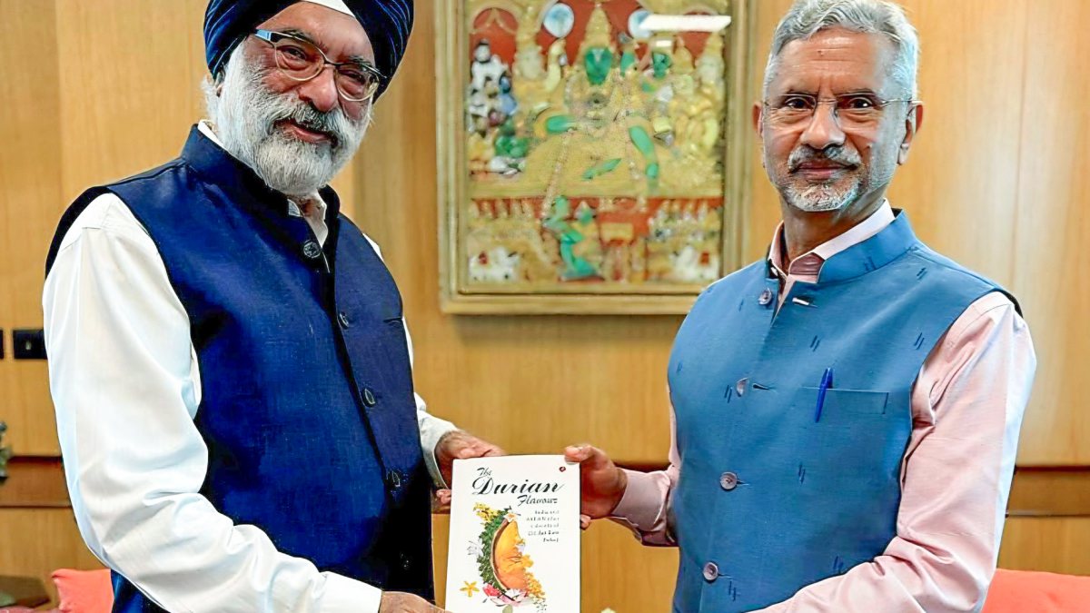Jaishankar receives 'The Durian Flavour' from former envoy Gurjit Singh