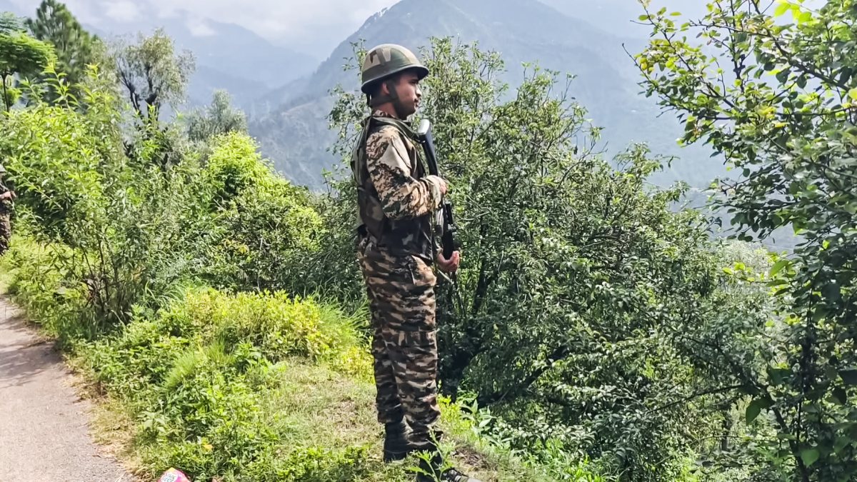 Security tightened in Ramban after car evades checkpoint, driver held