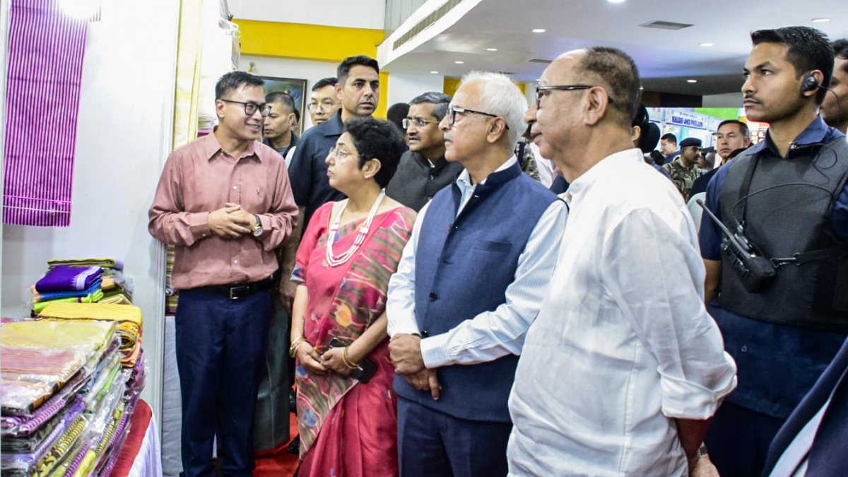Manipur Governor, CM visit handloom exhibition on National Handloom Day