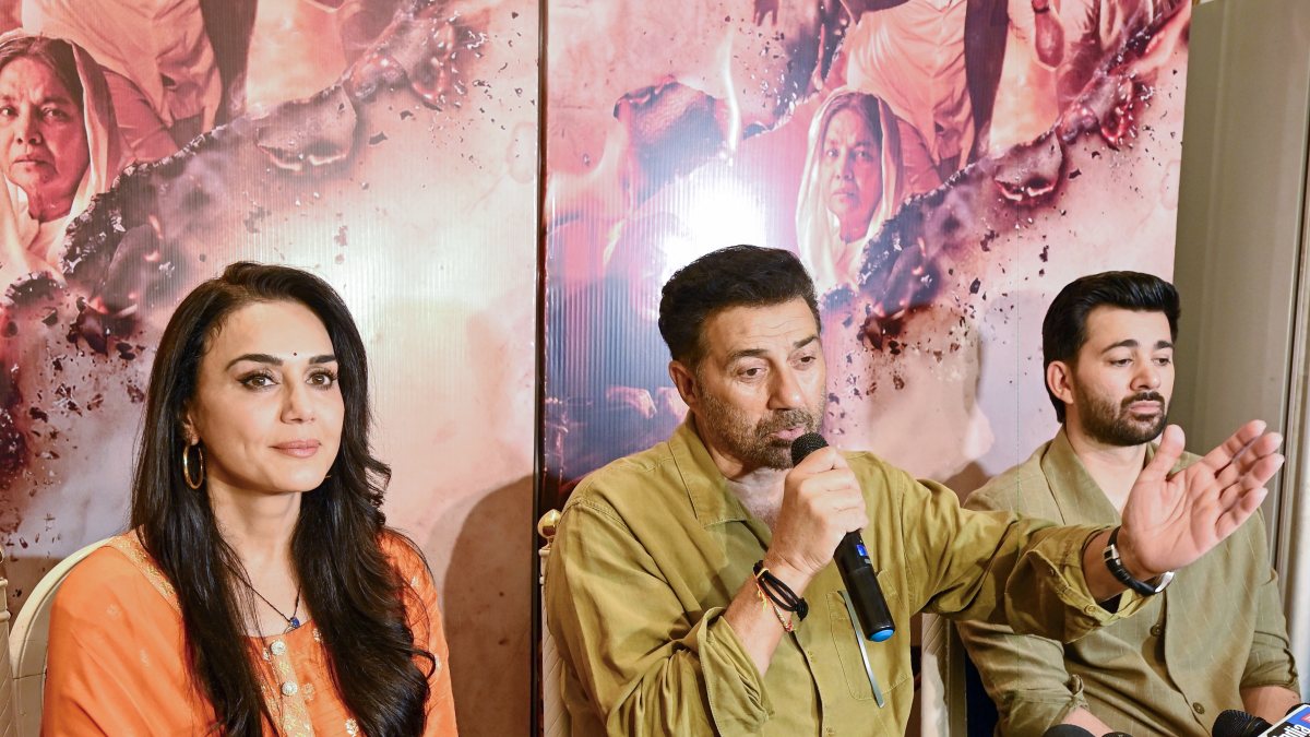 Sunny Deol, Karan Deol, Preity Zinta promote Batwara 1947 in Lucknow