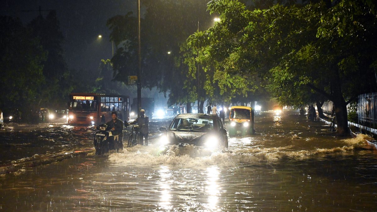 Heavy rains flood Outer Ring Road near Rajghat in Delhi
