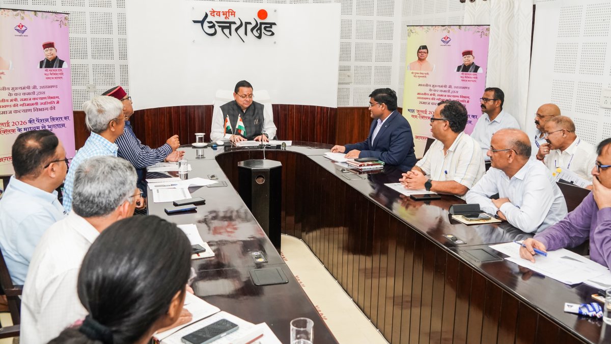 Dhami reviews pension schemes and DBT fund release in Dehradun