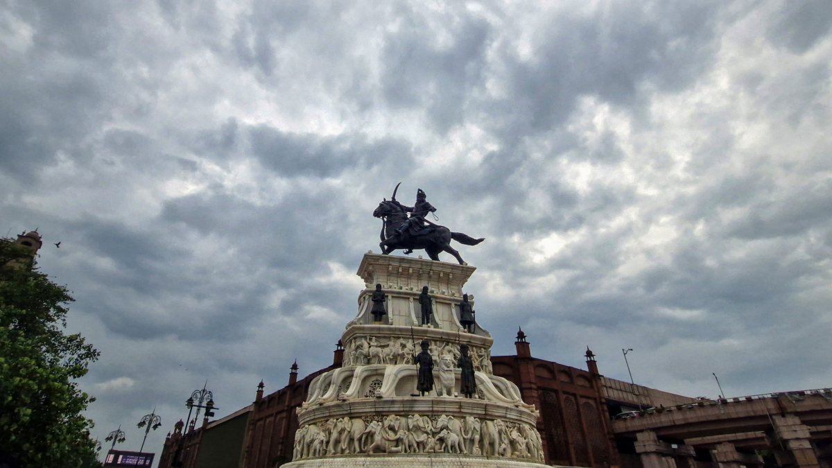 Clouds loom over Maharaja Ranjit Singh statue in Amritsar