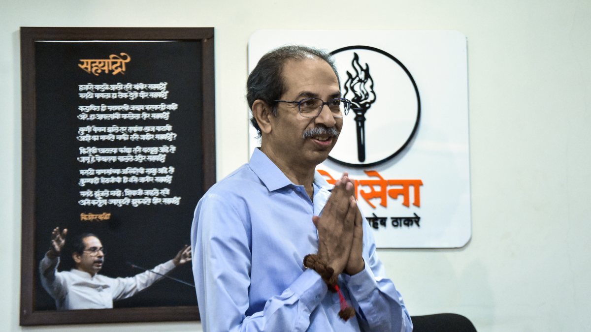 Uddhav Thackeray addresses press at Matoshree in Mumbai
