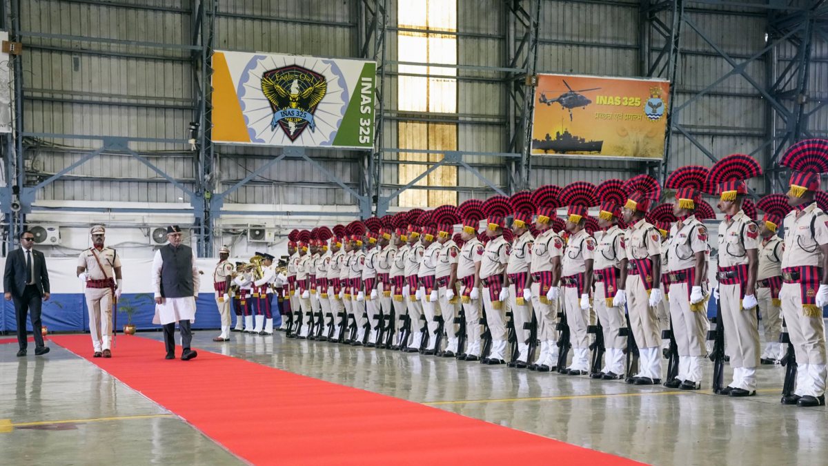 VP Radhakrishnan receives guard of honour at INS Utkrosh