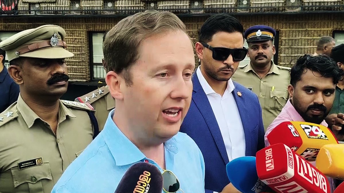 US envoy enjoys Kerala backwaters in Alappuzha