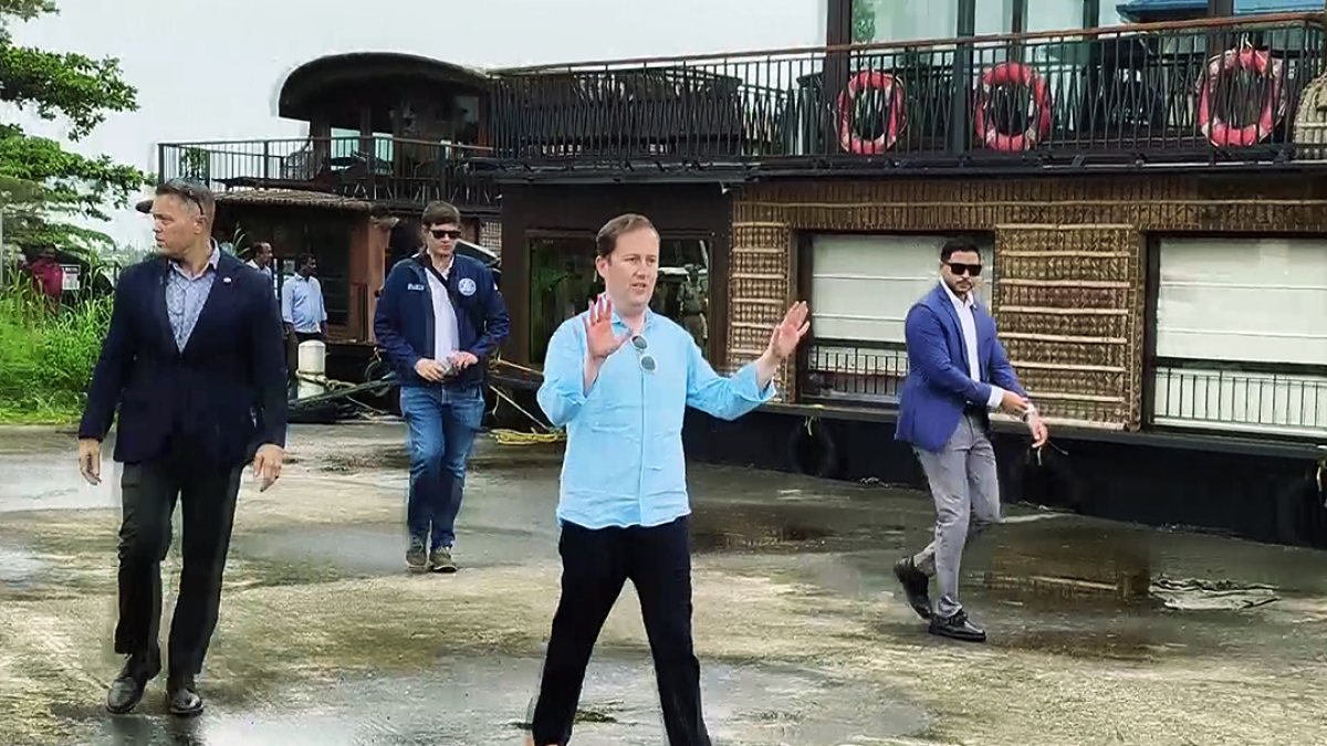 US Ambassador enjoys Kerala backwaters in Alappuzha