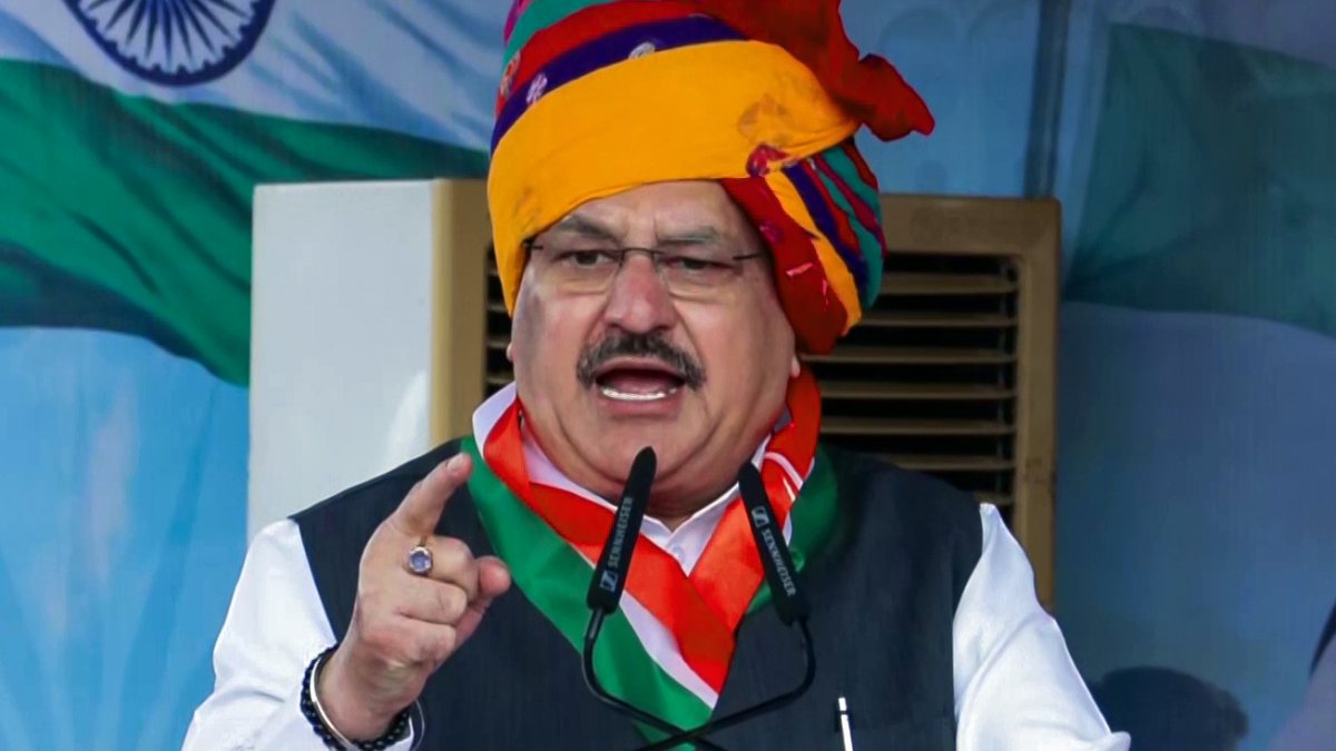 Union health minister joins Har Ghar Tiranga Yatra in Jaipur