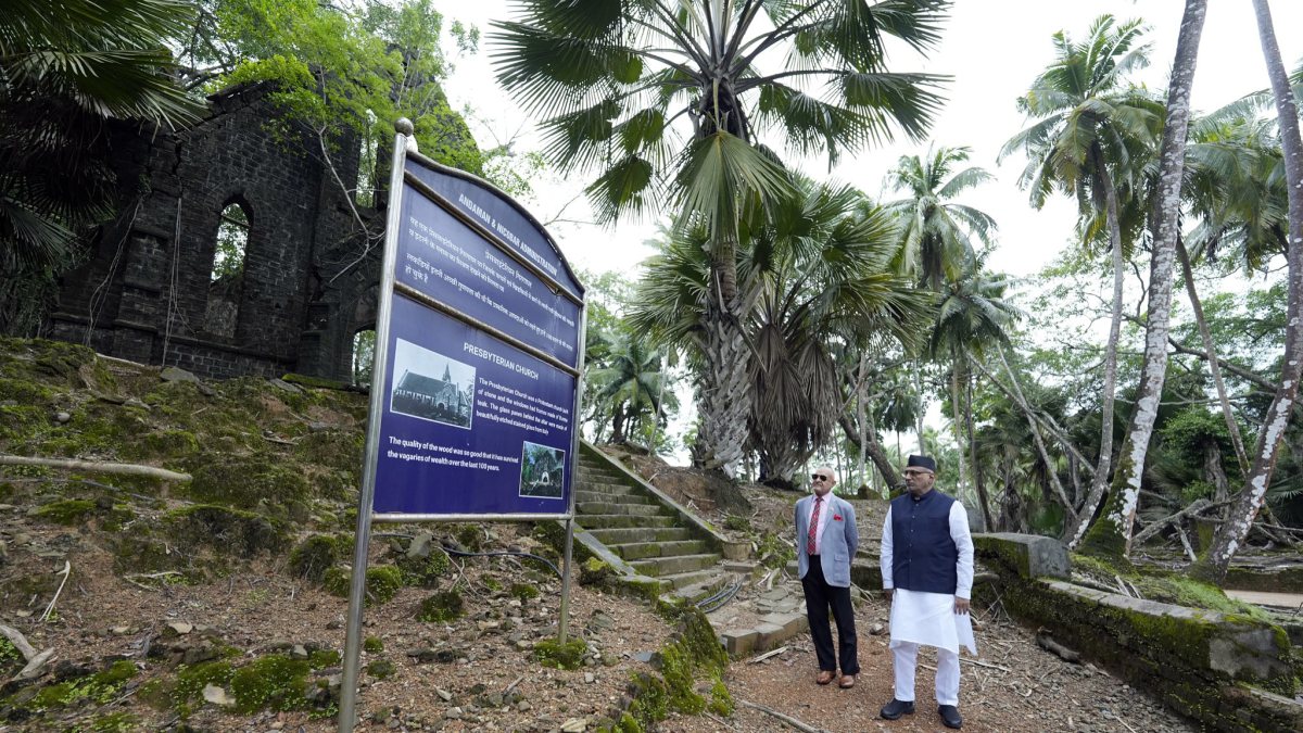 VP Radhakrishnan visits church in South Andaman
