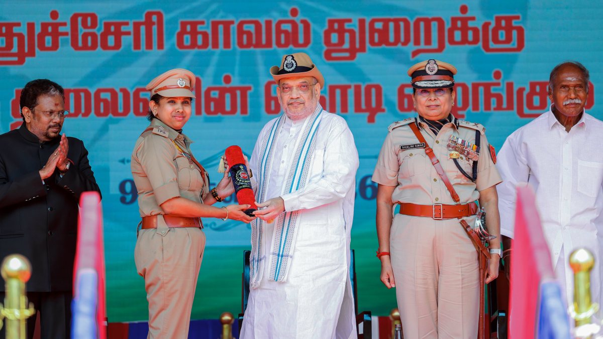 Amit Shah presents Police Colour award in Puducherry