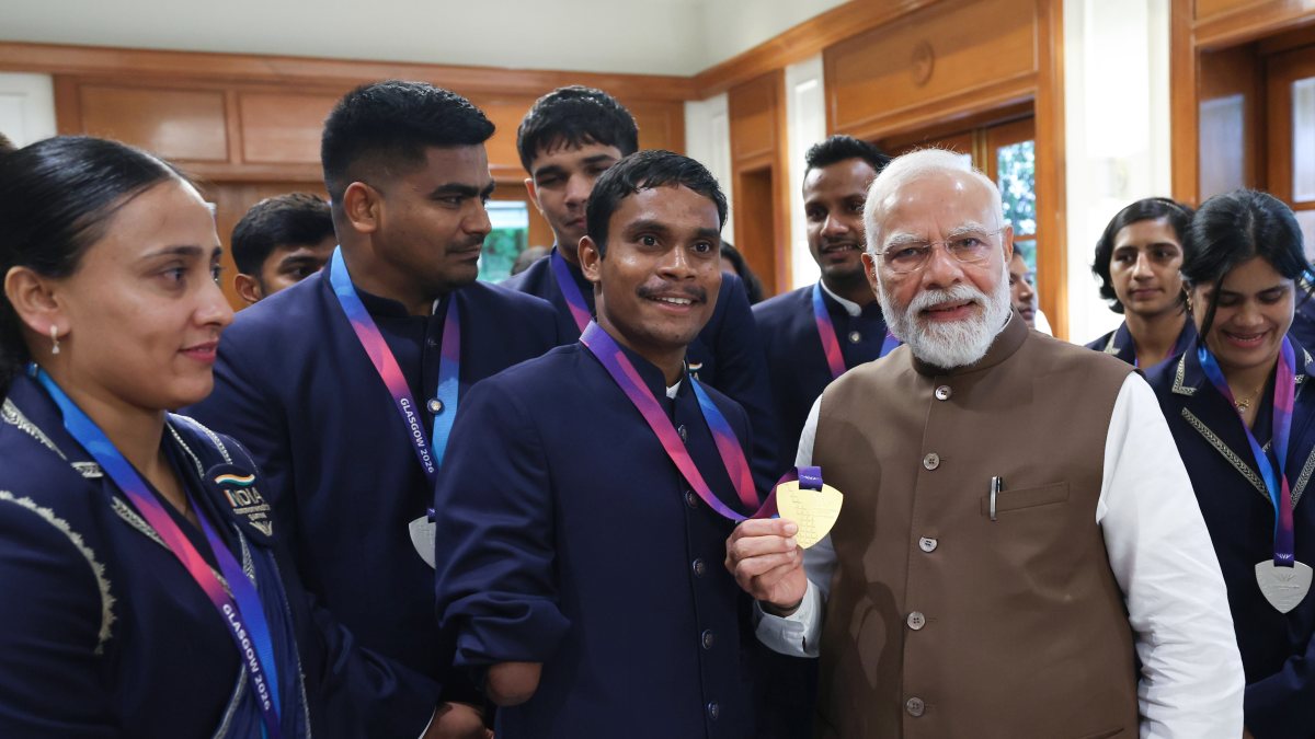 PM Modi meets CWG 2026 gold medallist Dilip Gavit