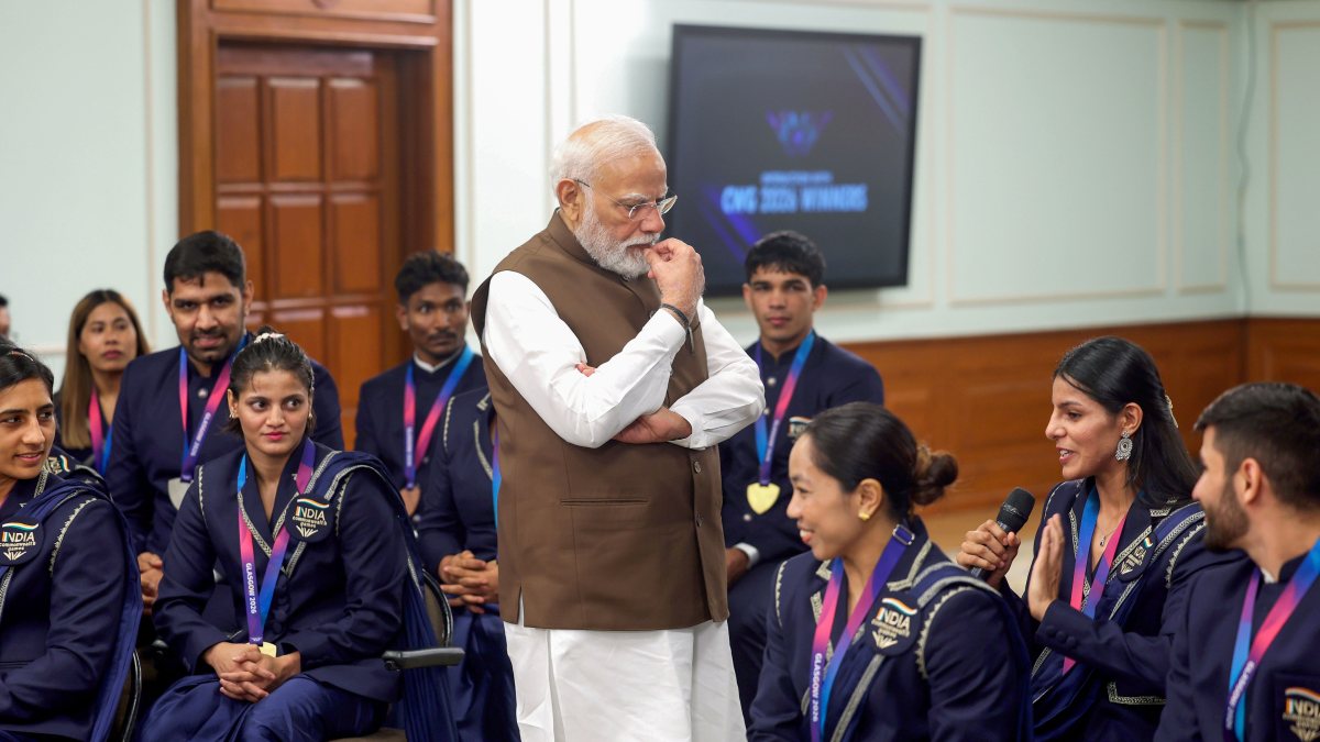 PM Modi meets CWG boxing gold medalist Sakshi Chaudhary