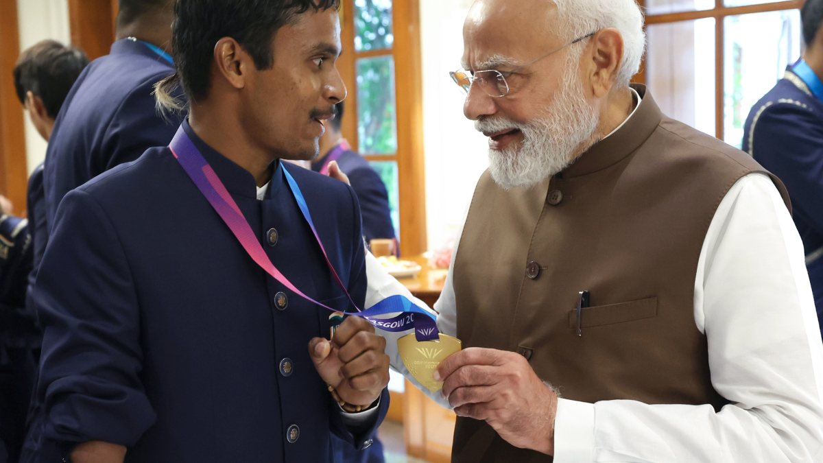 PM Modi meets CWG 2026 gold medallist Dilip Gavit