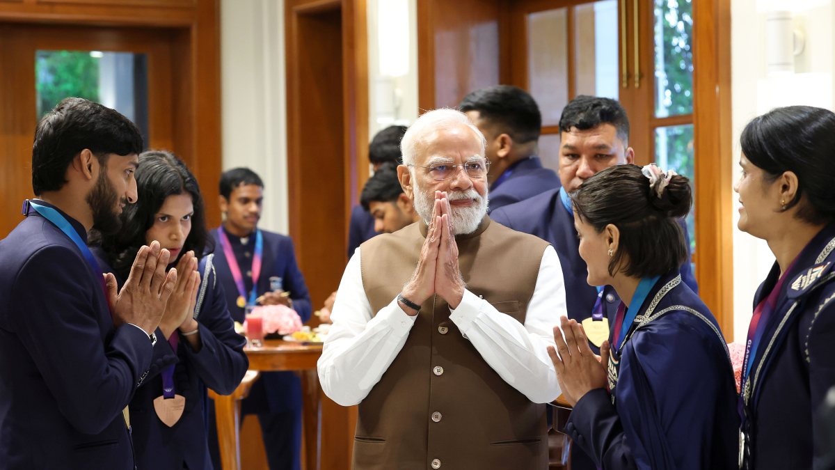 PM Modi meets Glasgow 2026 medallists in New Delhi