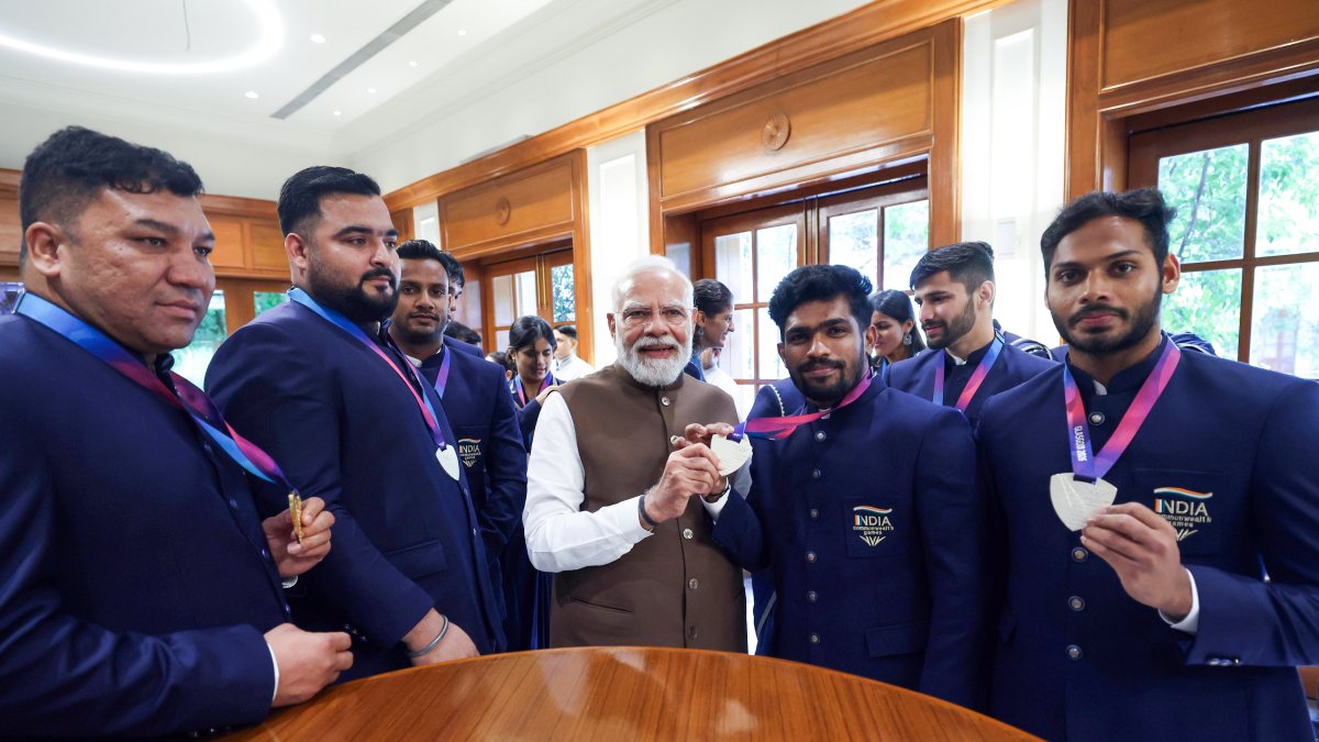 PM Modi meets Glasgow 2026 Commonwealth Games medalists