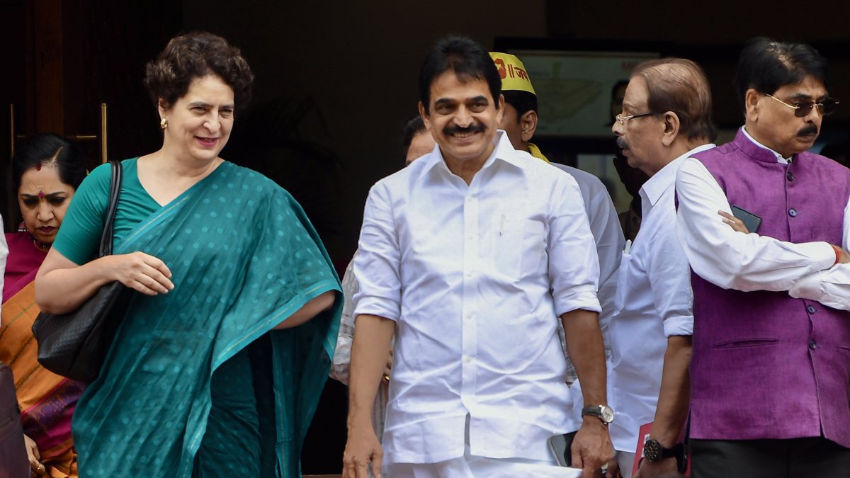Congress MPs leave Parliament after Monsoon Session