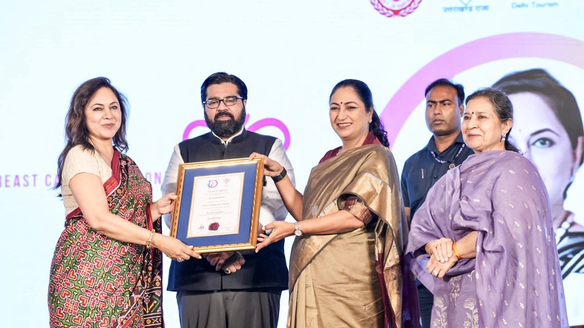 Delhi CM Rekha Gupta honours FICCI FLO leader at Shakti Awards