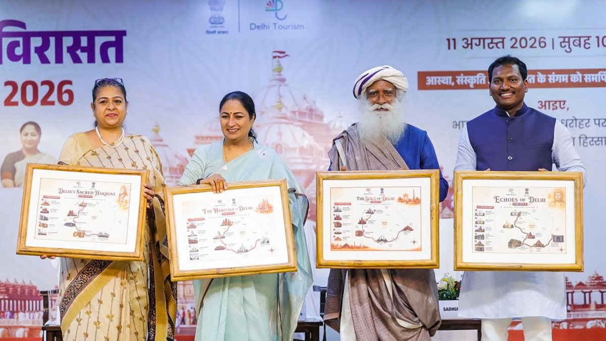 Delhi CM Rekha Gupta attends Spiritual and Heritage Tourism Conference