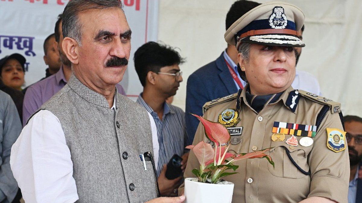CM flags off 46 fire department quick response vehicles in Shimla