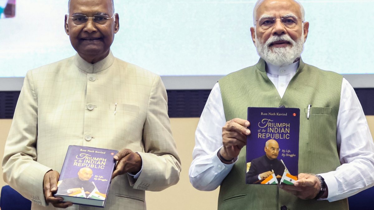 Modi releases Kovind's autobiography in New Delhi