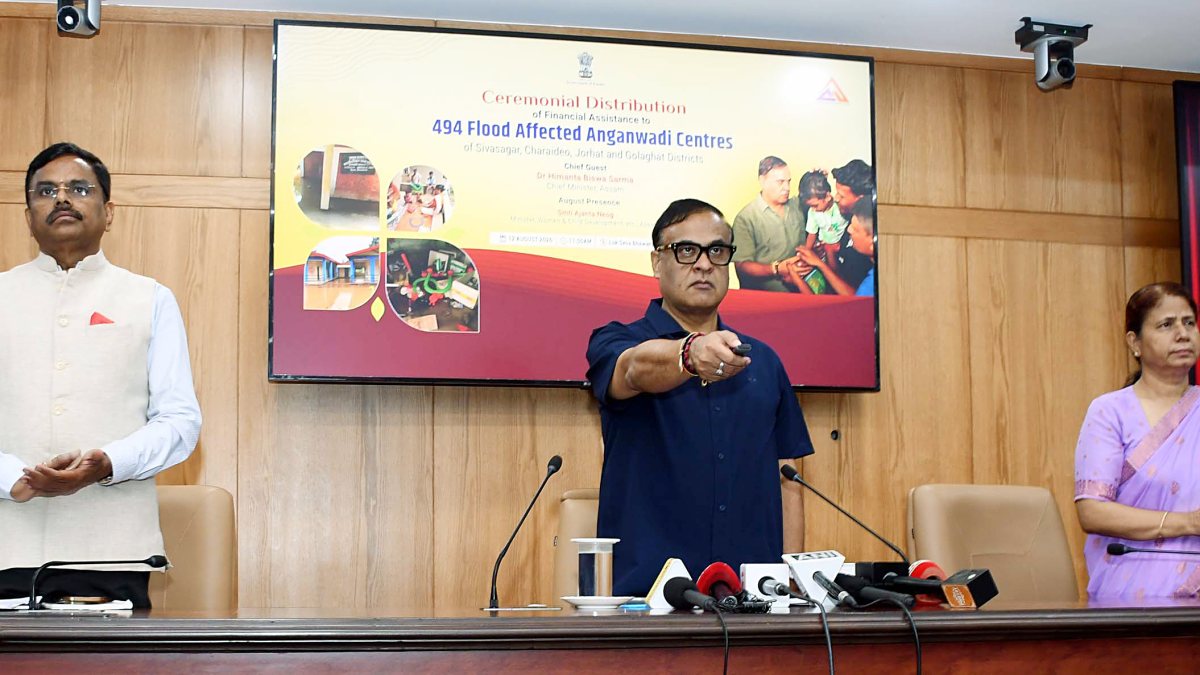 Assam CM distributes aid to flood-hit anganwadi centres