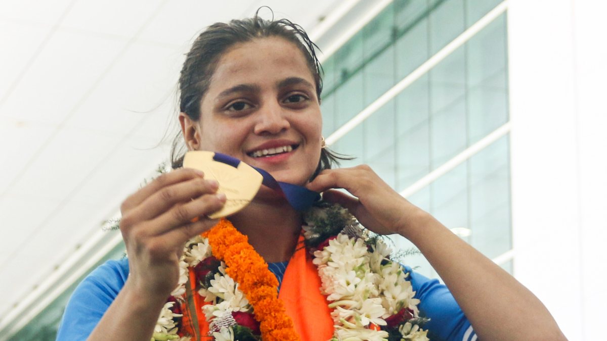 CWG judo gold medallist Asmita Dey gets warm welcome in Agartala