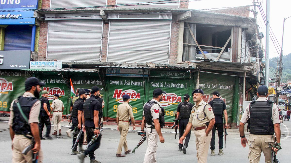 Security tightened in Anantnag ahead of Independence Day