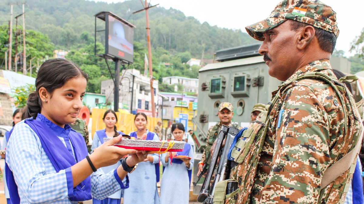 Raksha Bandhan celebrated by girl students with CRPF in Udhampur