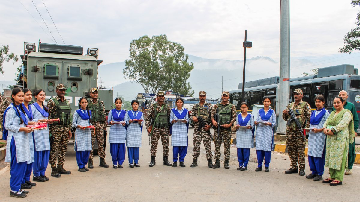 Students, teacher, CRPF celebrate Raksha Bandhan in Udhampur