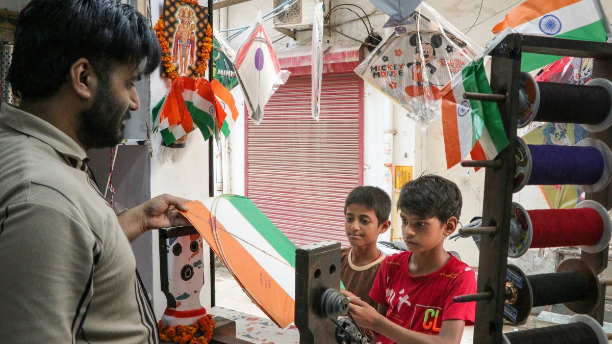 Shopkeeper sells tricolour kits ahead of Independence Day